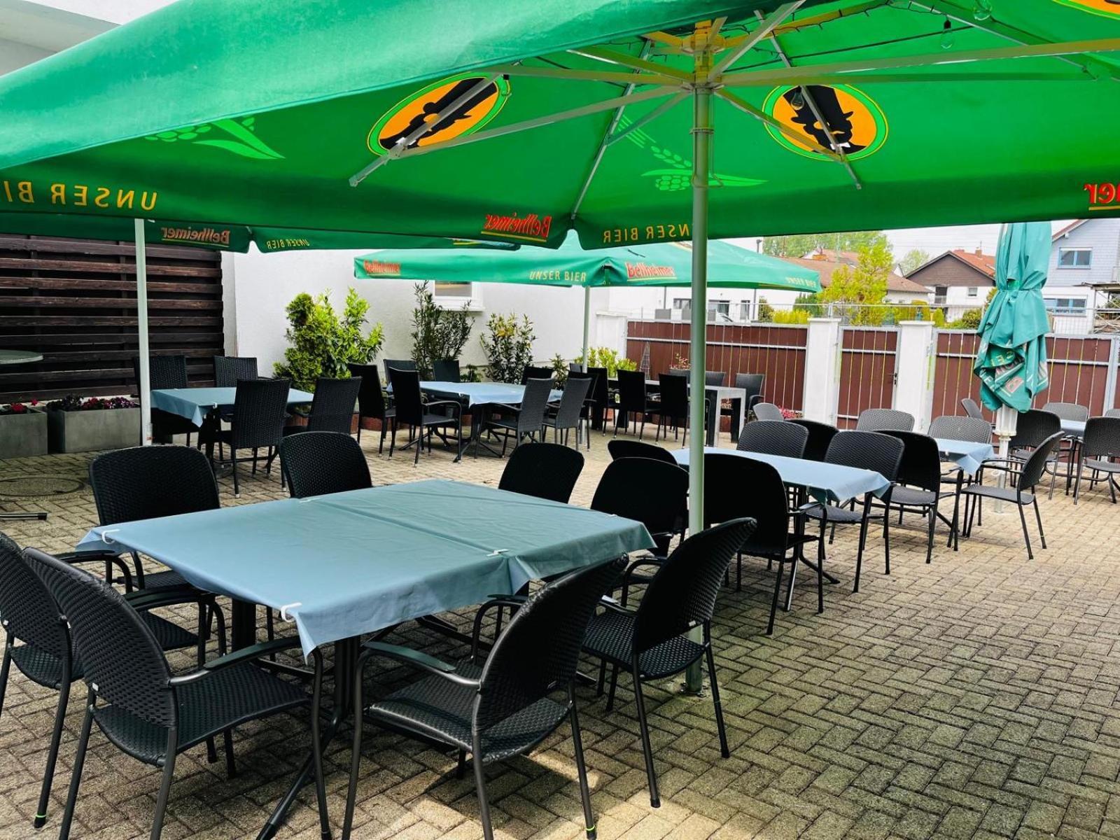 Landgasthof Zur Sonne I Hotel & Restaurant Neuburg am Rhein Exterior photo